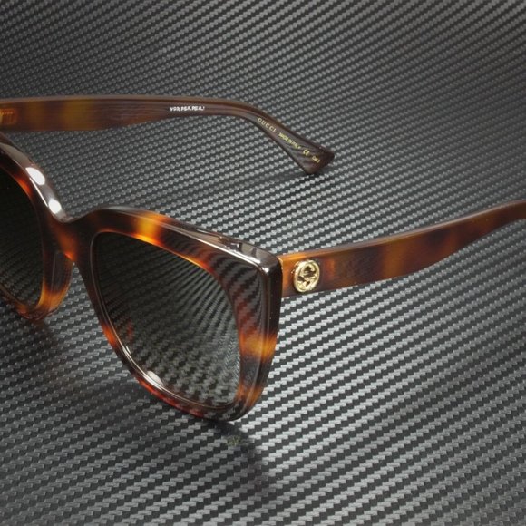 Gucci Brown Sunglasses w/ Gold Emblems!! w/ case! - Picture 3 of 4